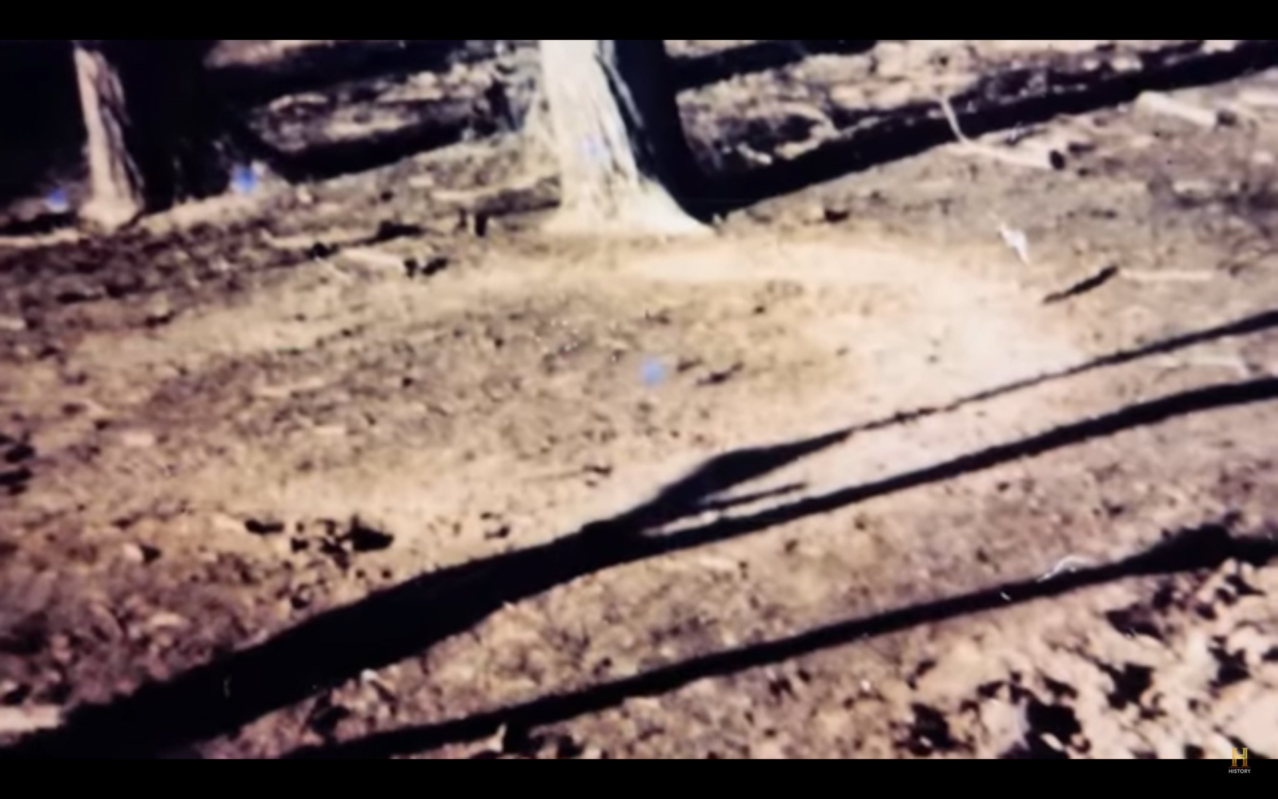 Photos from the scene showed a white ring that appeared to be glowing