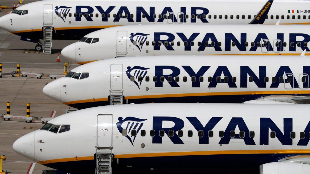 Ryanair jet came within ’20 metres’ of UFO AT 4,000ft, police logs reveal