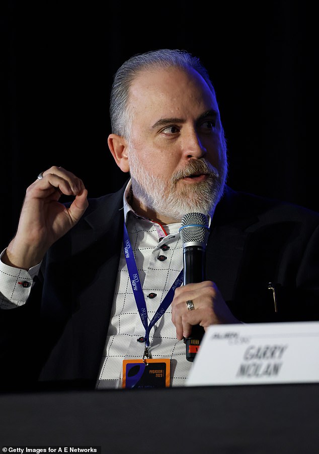 The former head of the government's UFO task force Jay Stratton said his investigation into a 2019 UFO encounter left him fearing Russia or China could have achieved incredible drone battery technology