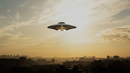 Scientists Reveal Plan To ‘Attract UFOs To Earth’ With Handheld Nuclear Reactor