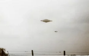 ‘Clearest UFO photo’ ever hidden from public for 30 years