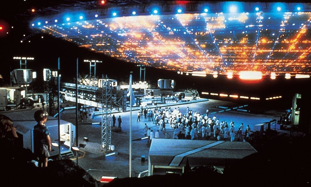 Steven Spielberg Reportedly Making a UFO Movie with the Writer of ‘Jurassic Park’