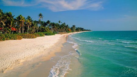 Hippie Hollow and UFO Beach allure