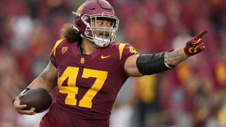 Arizona Wildcats land former USC defensive lineman Stanley Ta’ufo’ou in transfer portal