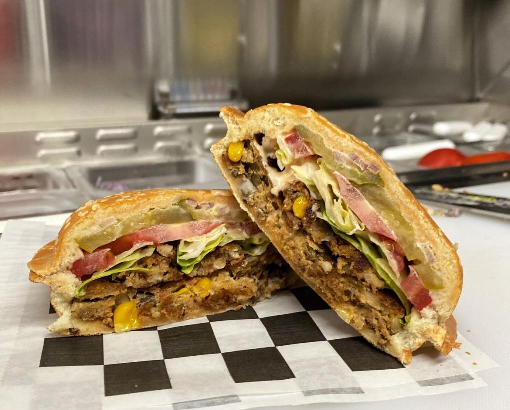 Food truck serving Columbus’ first ‘UFO Burgers’ launching this week