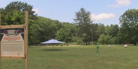 Ribbon cutting celebrates opening of UFO Capital of Missouri Park