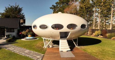 ‘UFO’ house granted heritage protection