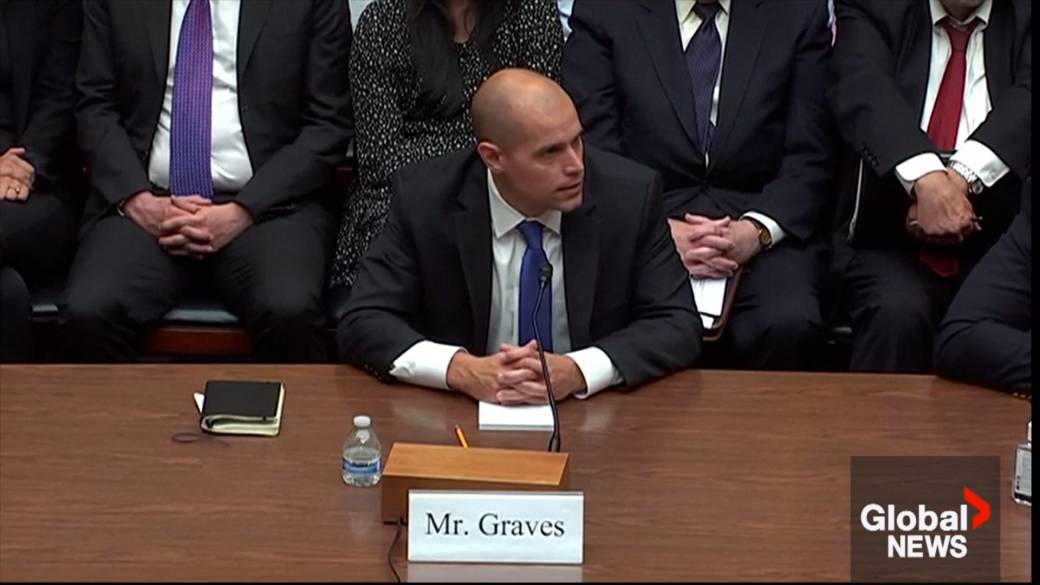 Click to play video: 'UFO hearing: U.S. military personnel have had encounters with mysterious craft, whistleblower testifies'