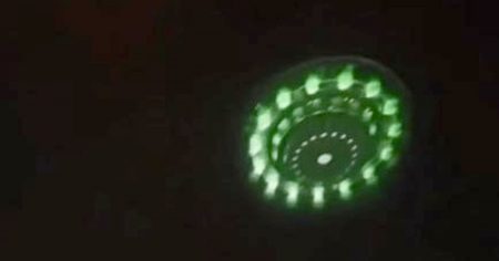 Giant UFO with pulsating green lights filmed flying over Iran sparks TikTok frenzy