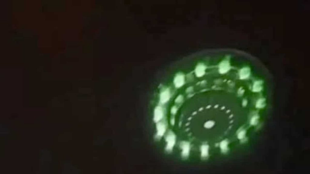 Watch: Green-coloured UFO spotted flying over Iran. TikTokers share video, ask ‘aliens headed to Earth?’