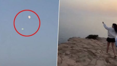 UFO spotted in Ibiza: Tourists capture mysterious light