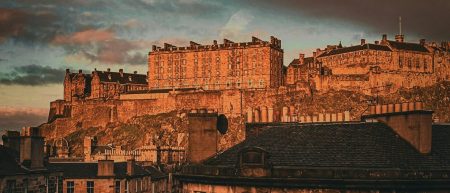 Man Claims To Have Filmed UFO Flying Over Edinburgh