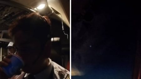 Boeing Pilots Spot Mysterious UFO-Like Lights ‘Dancing’ In Night Sky