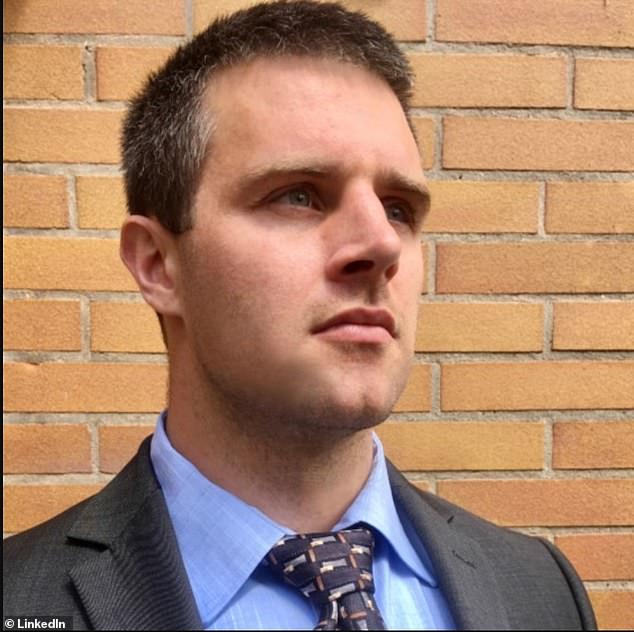 Erik Lentz suggests a 'warp bubble' could allow spacecraft to travel faster than light without breaking Einstein's cosmic speed limit