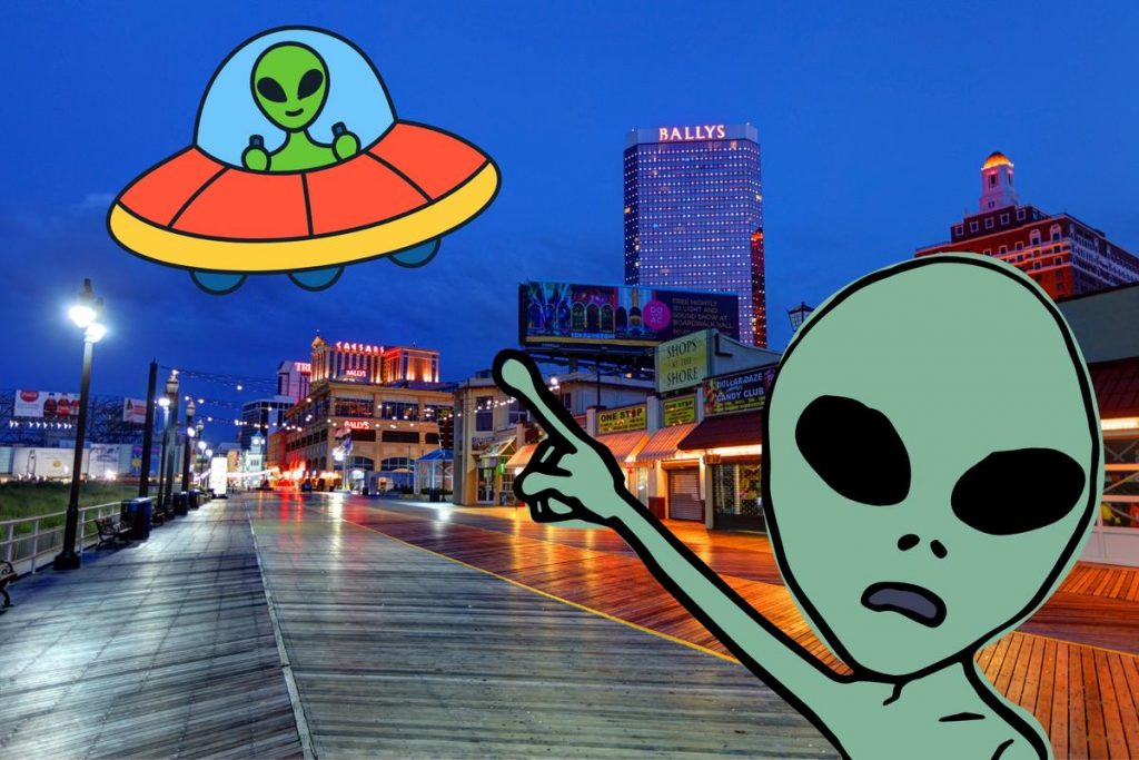 “What the f*** is that” — UFO over Atlantic City caught on video?
