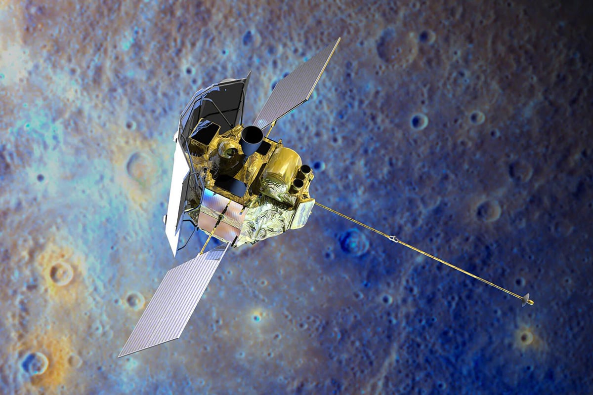 Artist's impression of the MESSENGER Spacecraft (Credit: Johns Hopkins University)