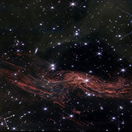 Distant Galaxy Has Similar Icy Dust to the Milky Way. So, Similar Planets?