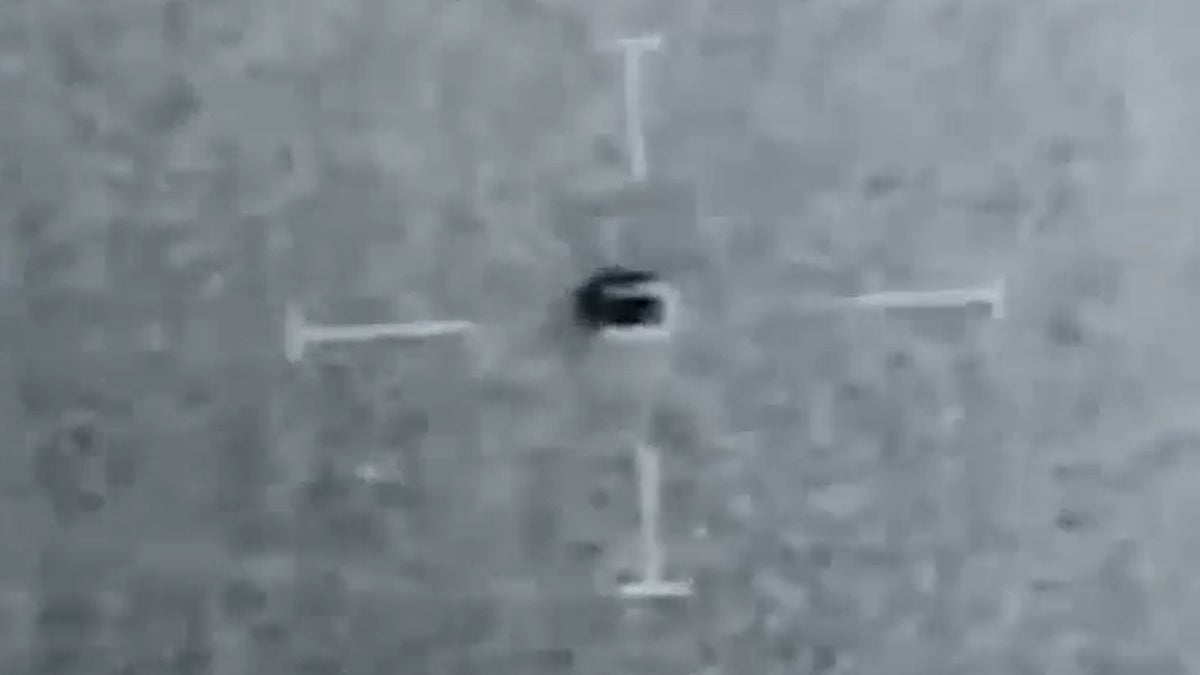 Recording of UFO flying by the USS Omaha off the coast of San