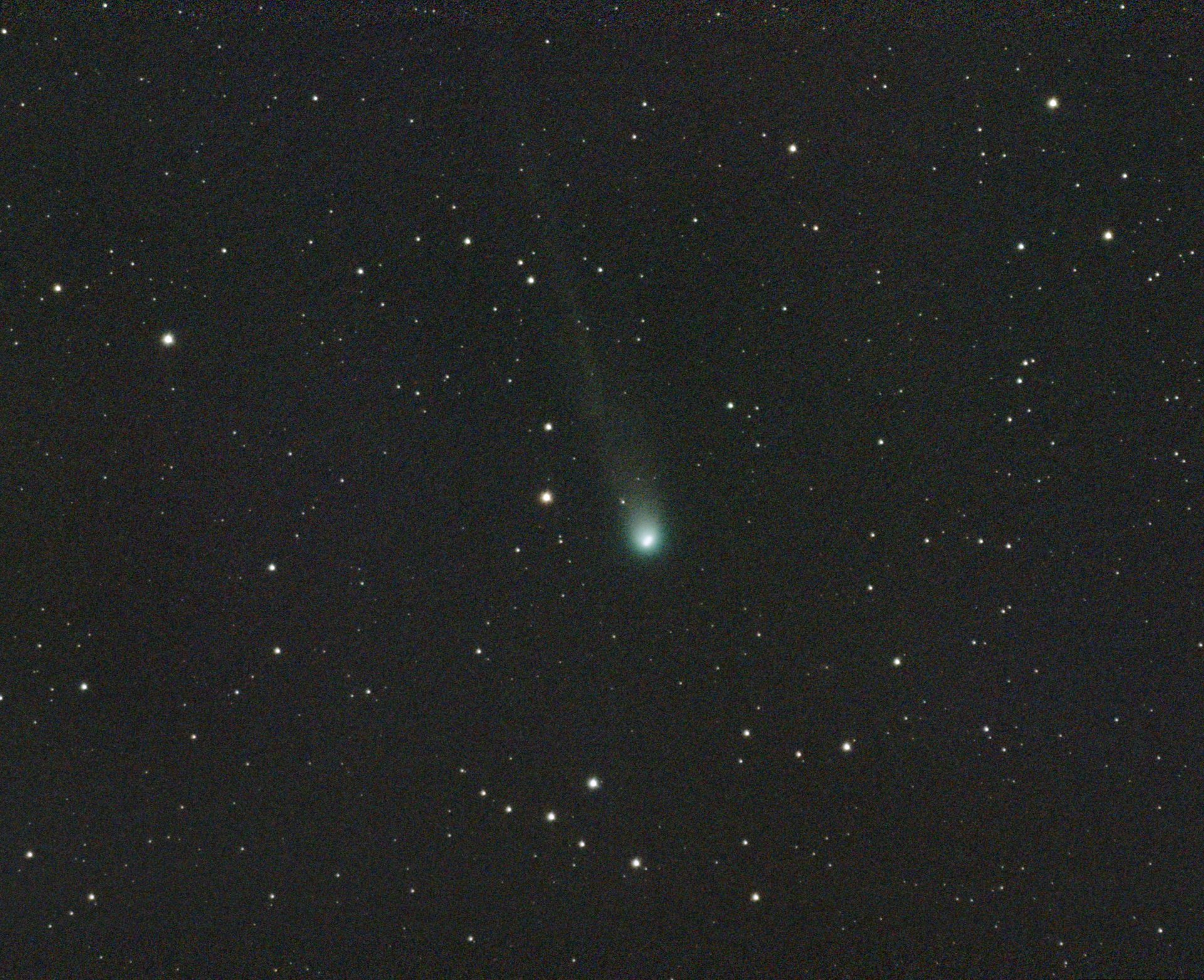 Comet A6 Lemmon from the morning of October 4th. Credit: Dave Dickinson/DwarfLabs